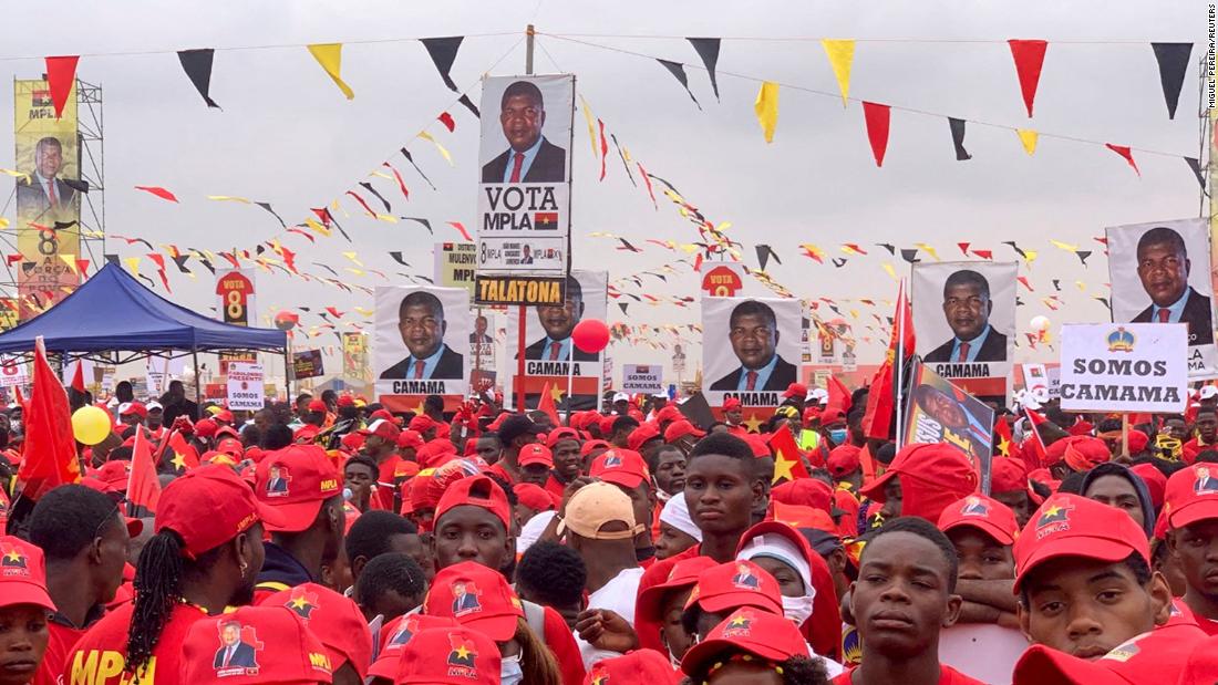 You are currently viewing Angola’s ruling party extends 47-year streak with election win