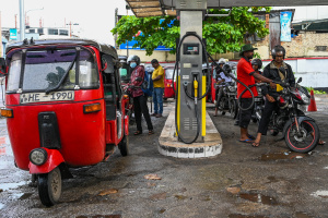 Read more about the article Bankrupt Sri Lanka slashes fuel prices