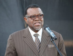 Read more about the article Geingob back after whirlwind trips to Angola, UK and US