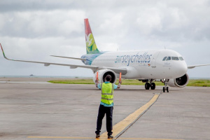 Read more about the article Air Seychelles is out of administration after 13 months, transport minister announces