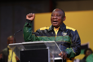 Read more about the article Ramaphosa political fate hangs in balance in South Africa
