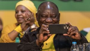 Read more about the article Cyril Ramaphosa re-elected as leader of South Africa’s governing African National Congress | CNN