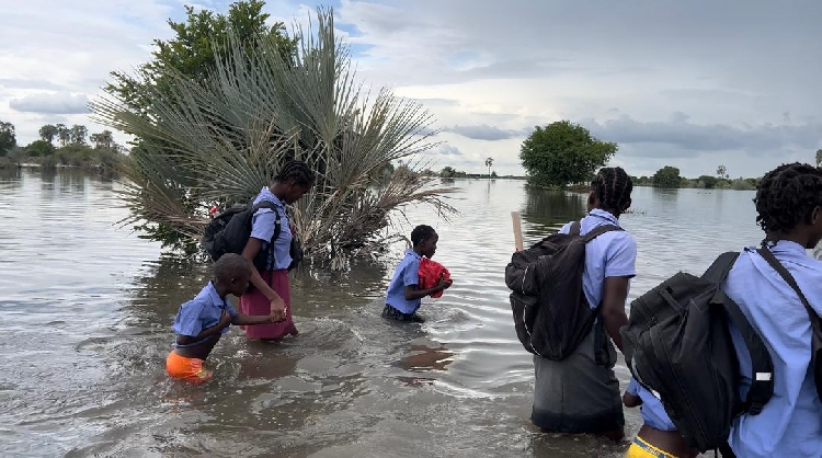 You are currently viewing Flood closes two schools in Ohangwena