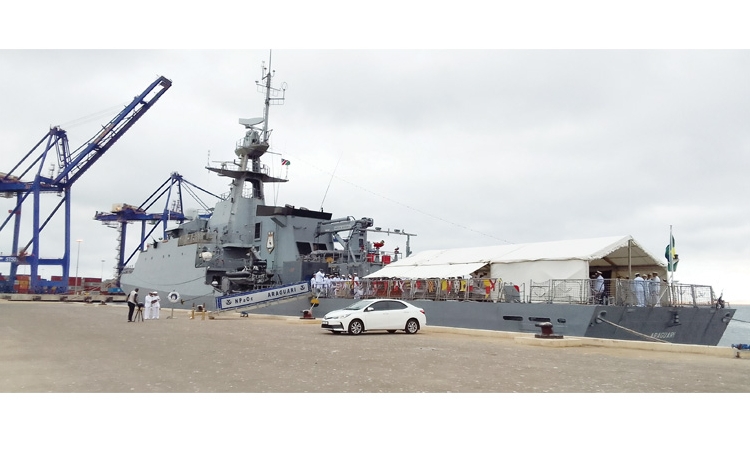 Read more about the article Brazilian navy vessel visits Walvis