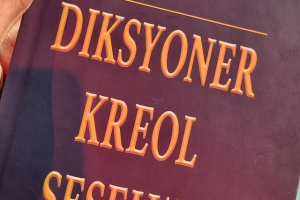 You are currently viewing Seychelles Creole Academy publishes first monolingual Creole dictionary