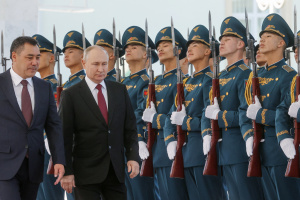 You are currently viewing Putin in Kyrgyzstan for first trip abroad since court arrest warrant