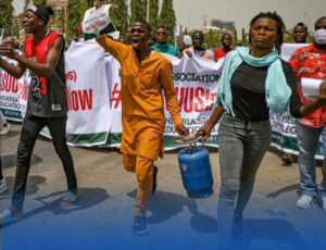 Read more about the article “When Will I Graduate?!”, Nigerian Students Cry Amidst ASUU Strike