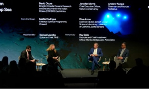 Read more about the article World Economic Forum panel discussion features OceanX live broadcast from 200m under ocean in Seychelles