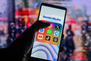 Read more about the article Social media’s population breaks through 5 billion: study